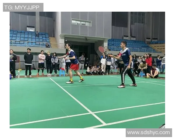 重庆羽毛球队防反策略分析与比赛表现评估